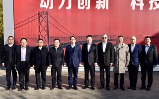 奥盛机械科技 余吾煤业公司与长治奥盛工程机械公司签订长期战略合作协议