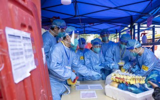 关于疫情的科技 稳民心强信心：中国科学精准防控疫情显温度